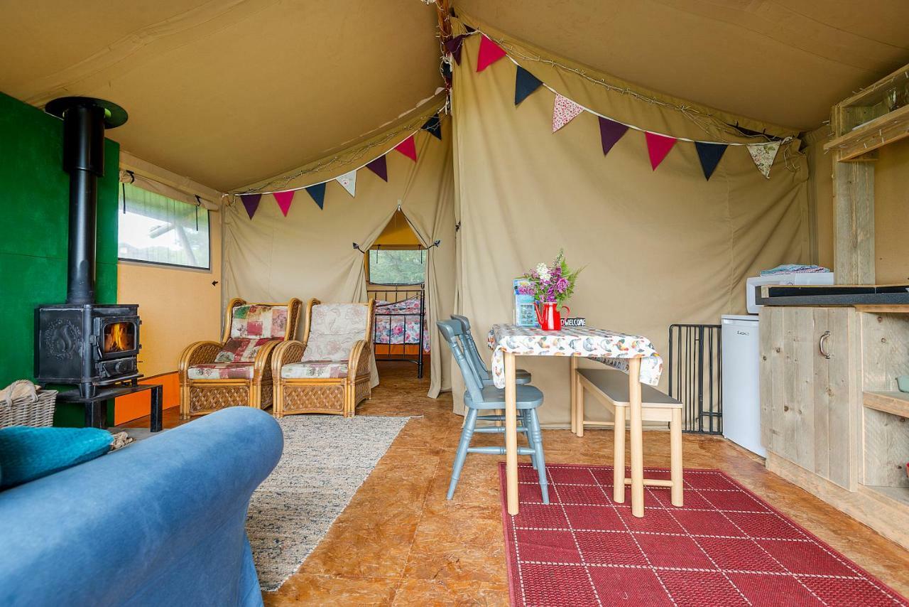 Kidwelly Glamping Ξενοδοχείο Εξωτερικό φωτογραφία